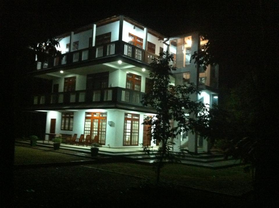 Gem Field Rest Bed & Breakfast Ratnapura Exterior foto