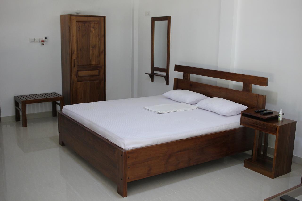 Gem Field Rest Bed & Breakfast Ratnapura Exterior foto