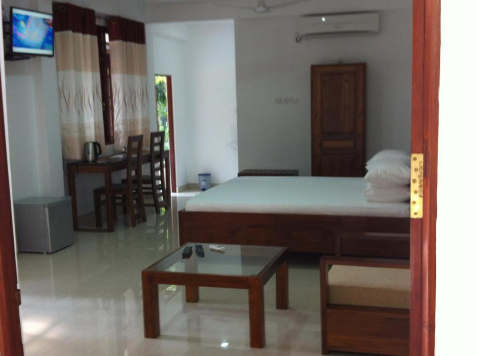 Gem Field Rest Bed & Breakfast Ratnapura Exterior foto